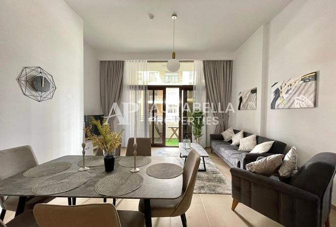 Fully Furnished | Vacant in Oct 19 | Pool View