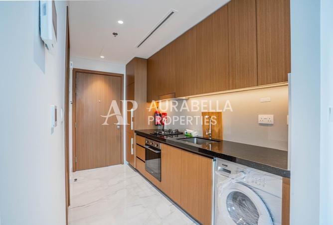 Fully Furnished | Vacant Now | Studio City