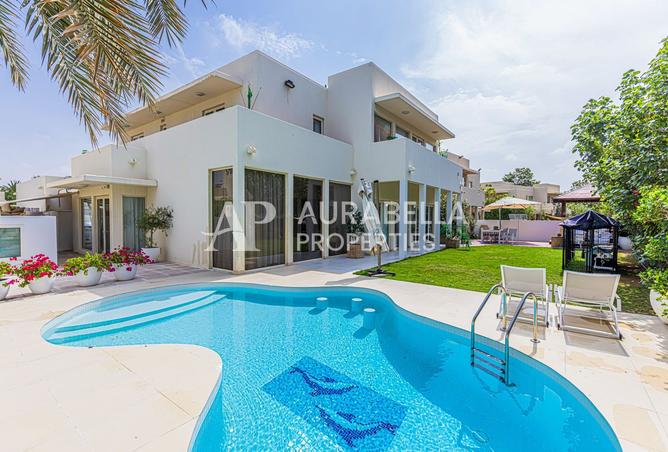 Upgraded Villa | Large Plot | Private Pool